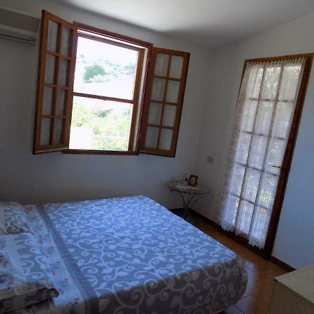 Casa Vacanze Gardenia Solanas  Exterior photo