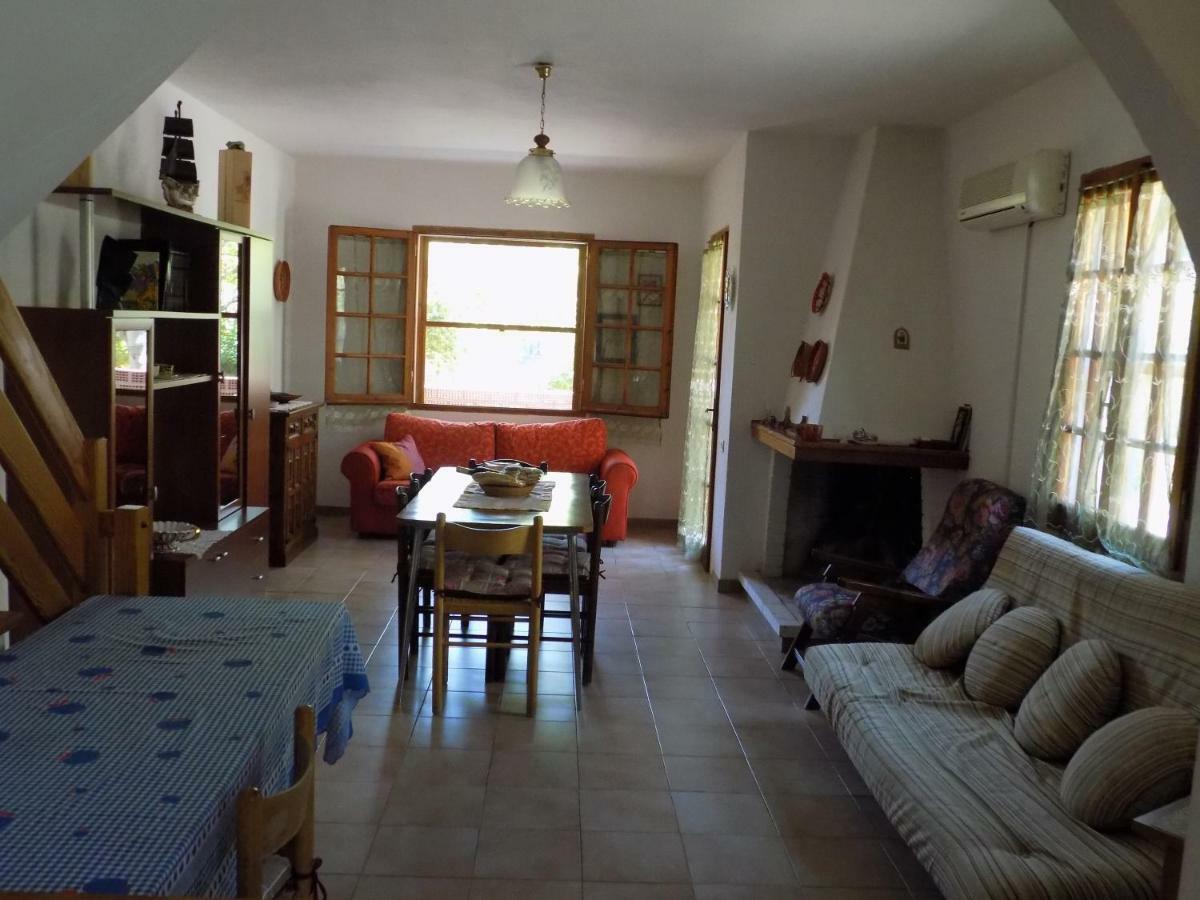 Casa Vacanze Gardenia Solanas  Exterior photo